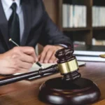 Navega el Proceso Legal: Consulta de Órdenes de Aprehensión